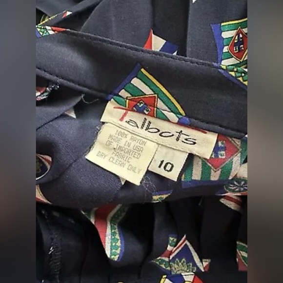 Vintage Talbots Navy Blue Nautical Celestial Sun Flags Print Pleated Skirt Sz 10 - Picture 4 of 4